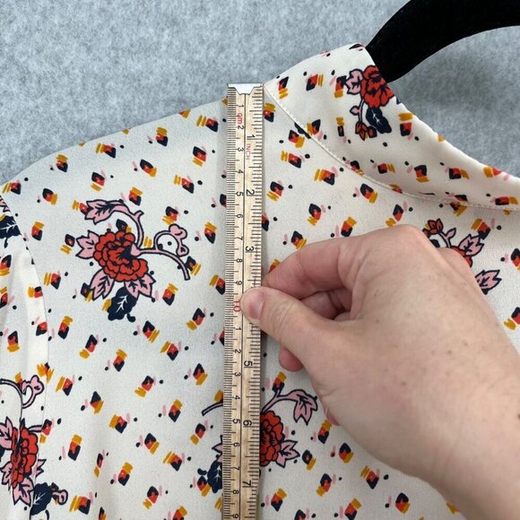 ModCloth A Grace of Ones Own Chiffon Blouse Size 4X Ivory Floral Print Ruffle - Picture 10 of 13